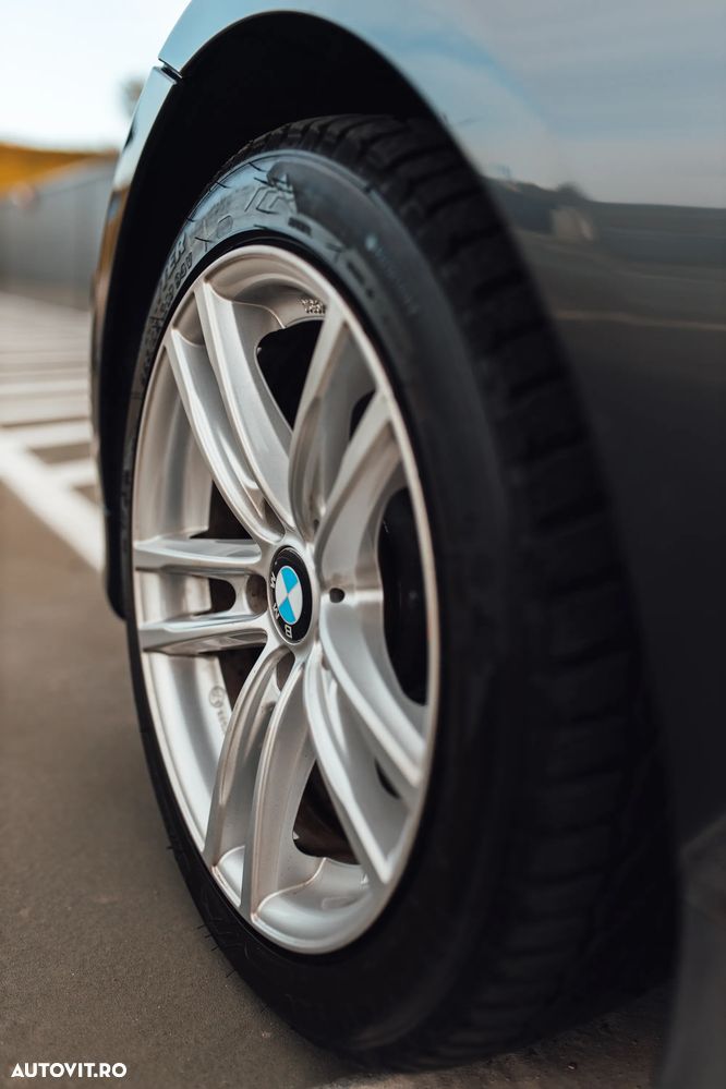 BMW Seria 3 320d - 16