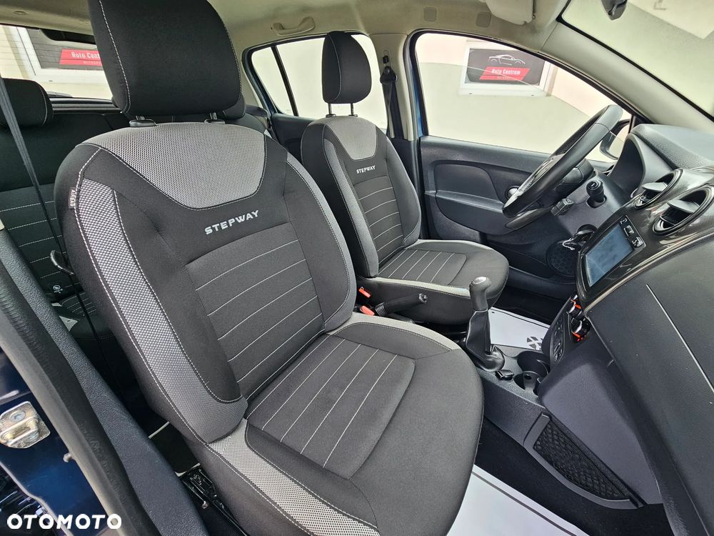 Dacia Sandero Stepway TCe 90 Prestige - 11