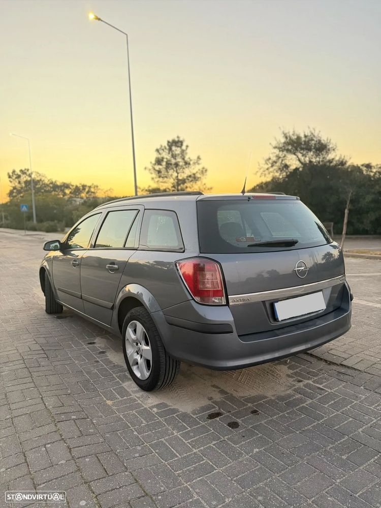 Opel Astra 1.3 CDTI Cosmo - 3