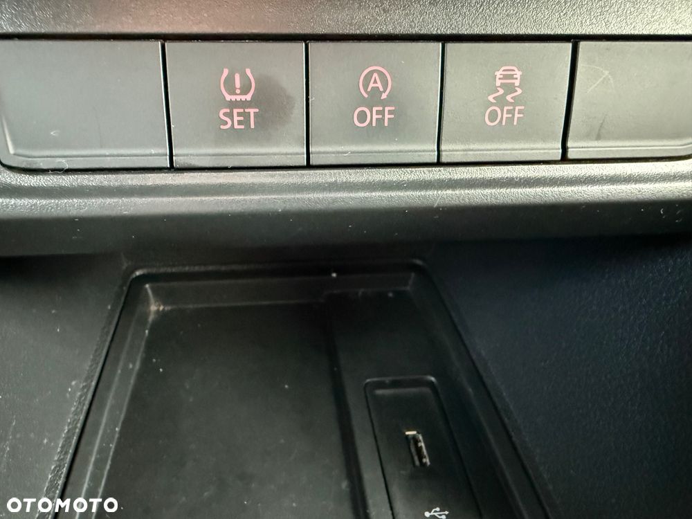 Volkswagen Caddy Maxi 2.0 TDI - 22