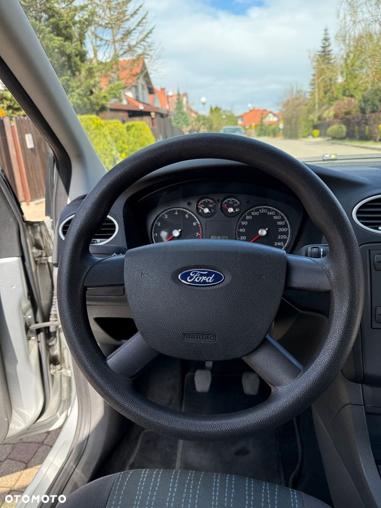 Ford Focus - 15