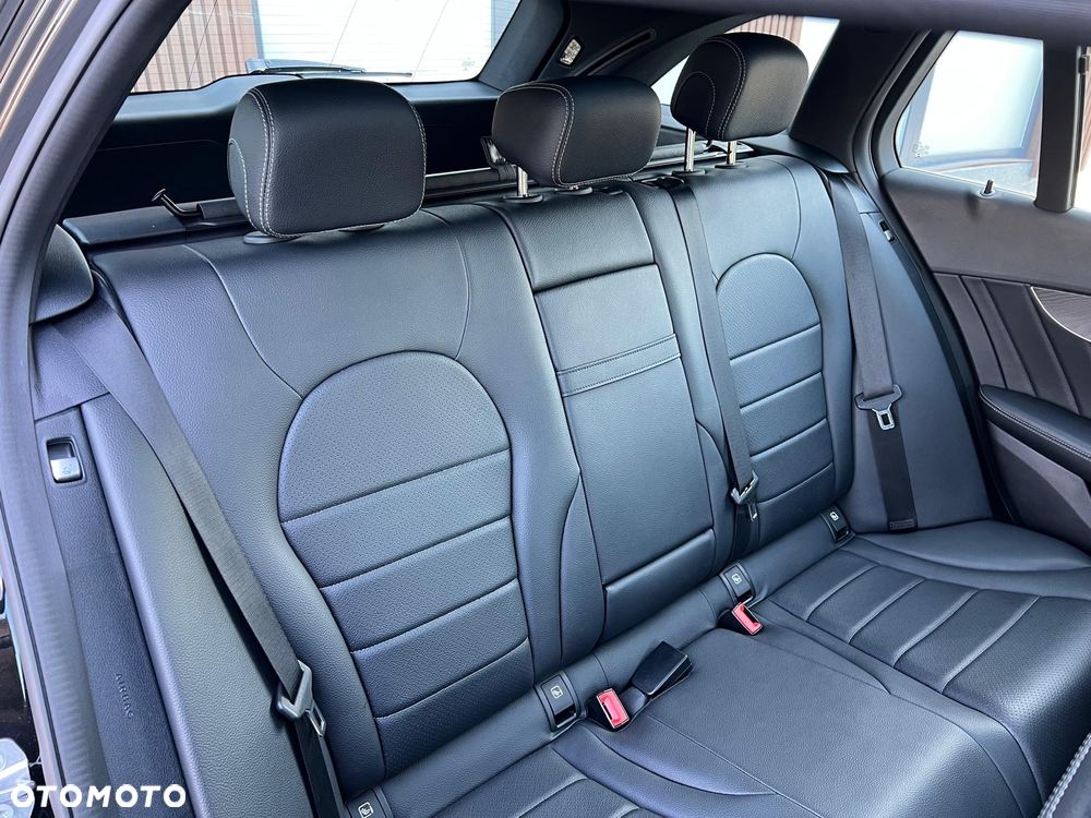 Mercedes-Benz Klasa C 250 (BlueTEC) d 7G-TRONIC AMG Line - 22