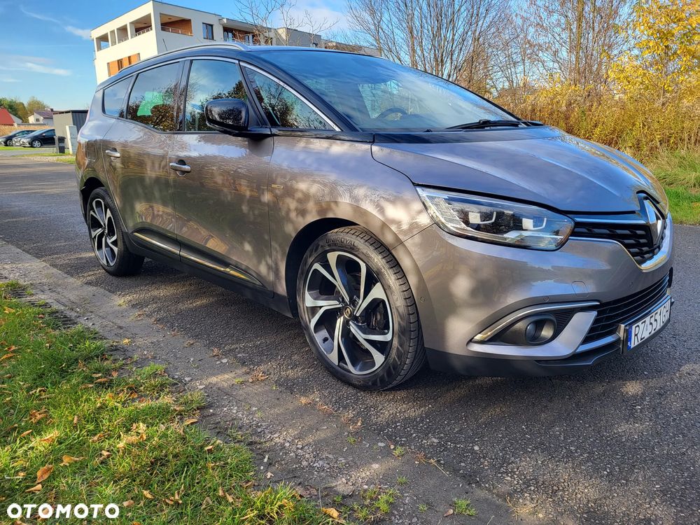 Renault Scenic BLUE dCi 120 BOSE EDITION - 34