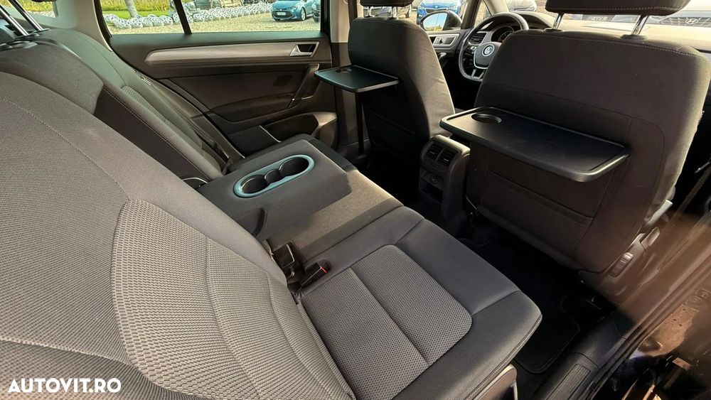 Volkswagen Golf 1.6 TDI BlueMotion Technology Comfortline - 13