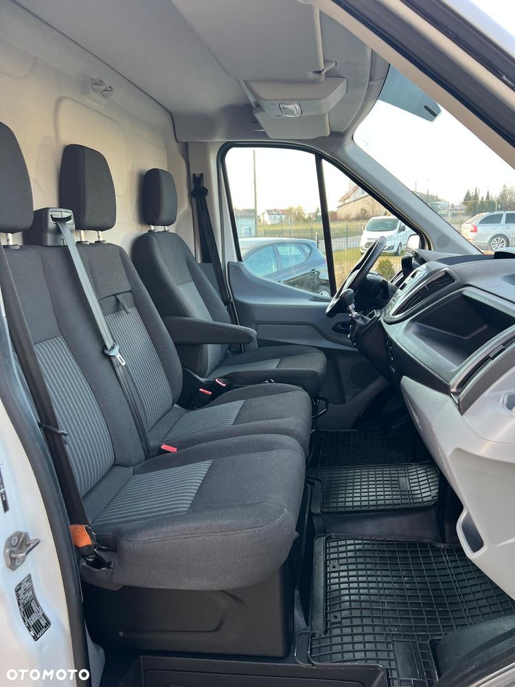 Ford Transit - 17