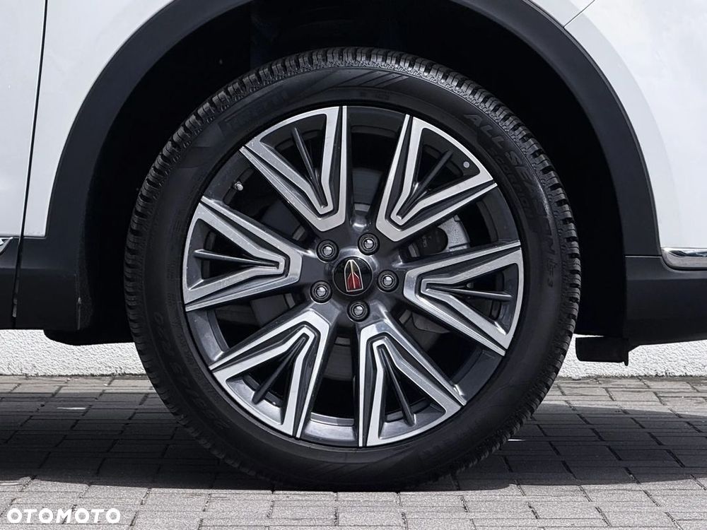 Hongqi HS5 - 36