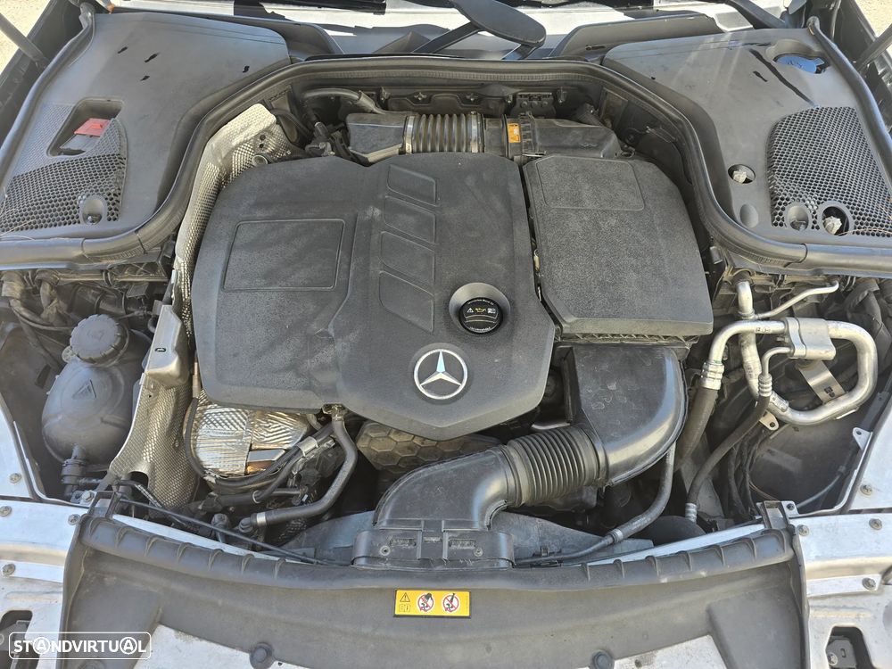 Mercedes-Benz E 220 d Avantgarde - 13