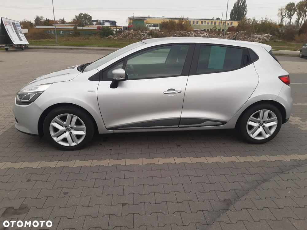 Renault Clio dCi 75 Expression - 6