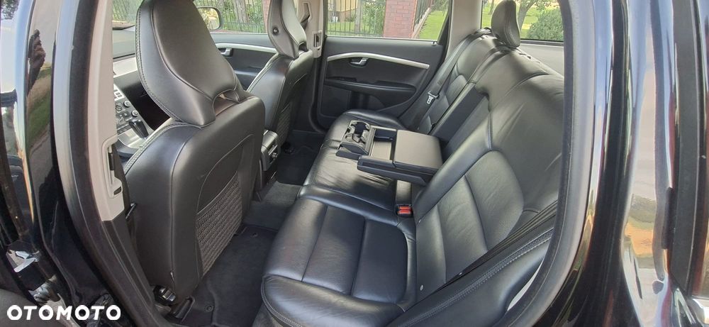 Volvo XC 70 2.4D AWD Kinetic - 25