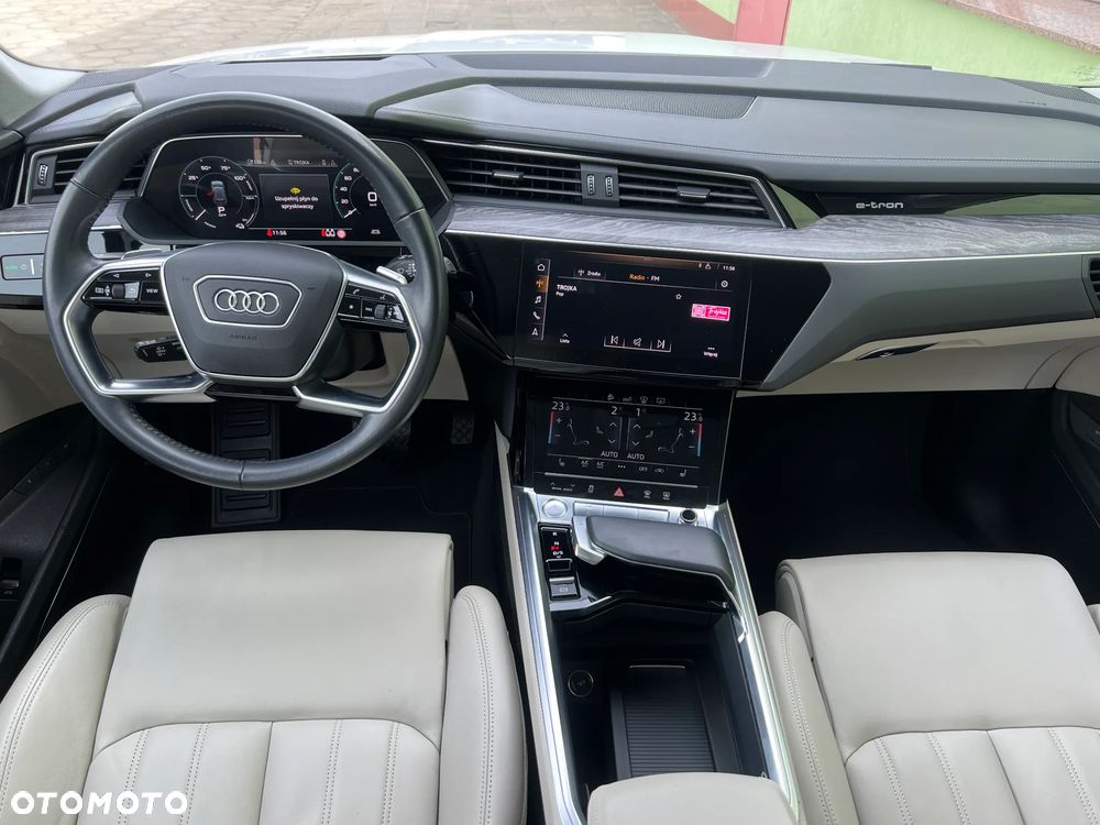 Audi e-tron 55 Quattro - 10