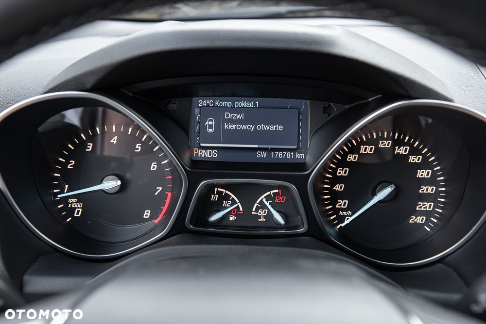 Ford Kuga 1.5 EcoBoost 4WD Titanium - 26
