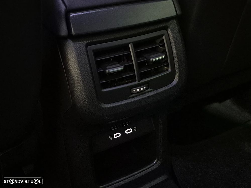 SEAT Ateca 1.5 TSI Xperience DSG - 38