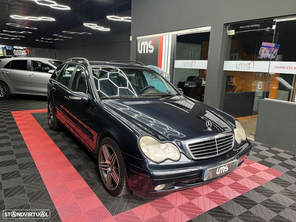 Mercedes-Benz C 200 - 1