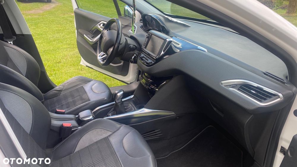 Peugeot 2008 e-HDi FAP 92 STOP & START Allure - 7