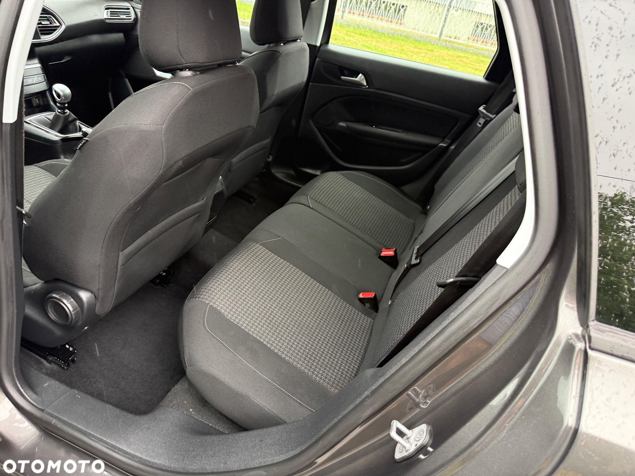 Peugeot 308 1.6 BlueHDi Allure S&S - 15