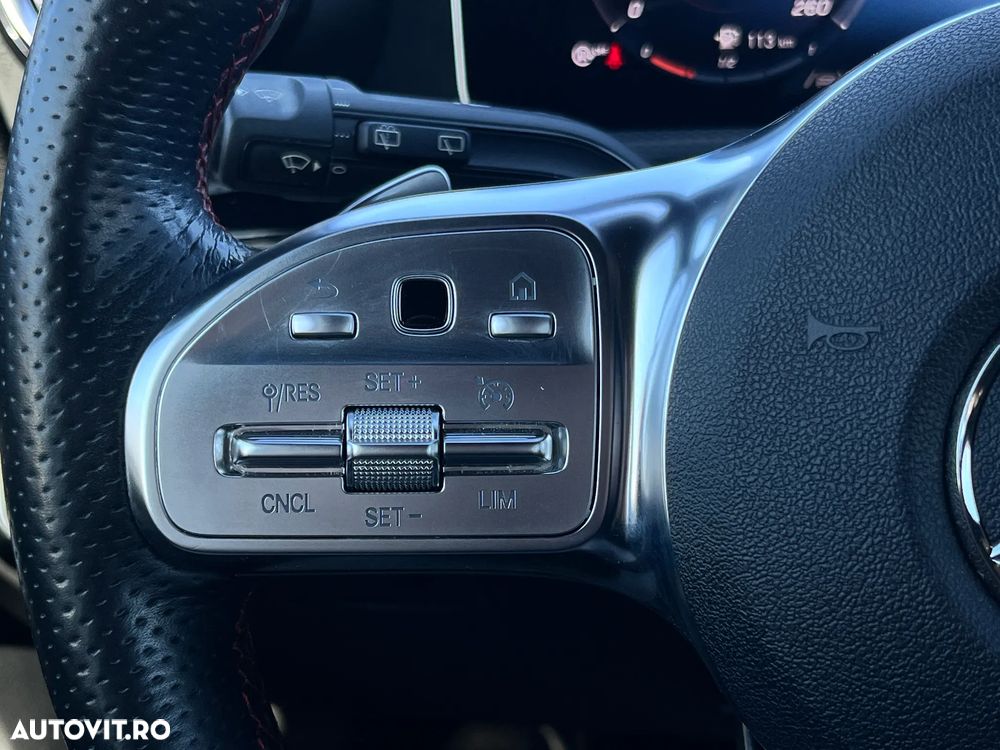 Mercedes-Benz A 200 7G-DCT AMG Line - 15