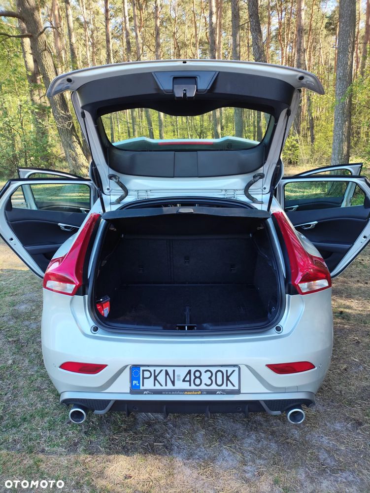Volvo V40 D3 Geartronic RDesign - 5