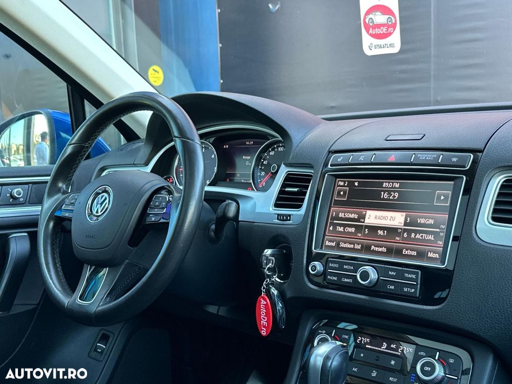 Volkswagen Touareg - 11
