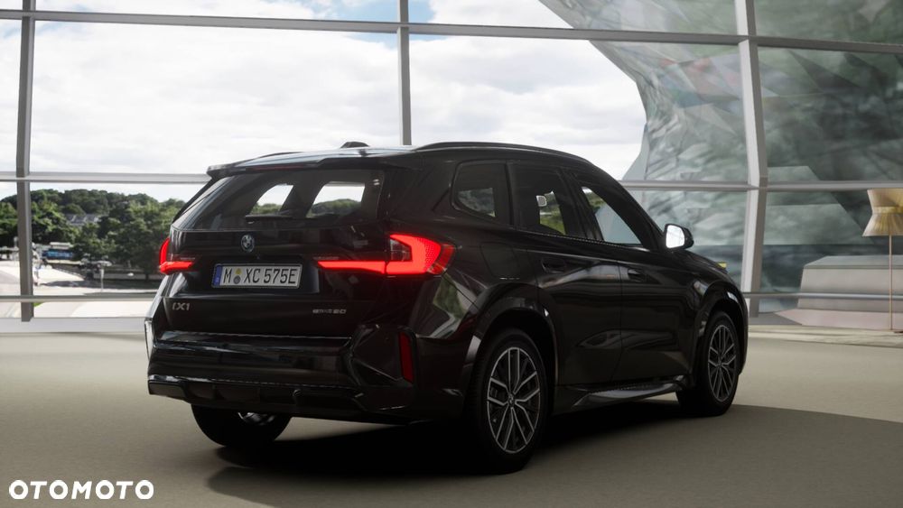BMW iX1 eDrive20 66.5kWh M Sport Edition - 7