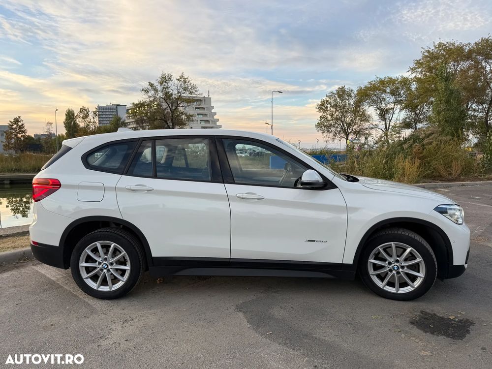 BMW X1 xDrive20d Aut. Sport Line - 3