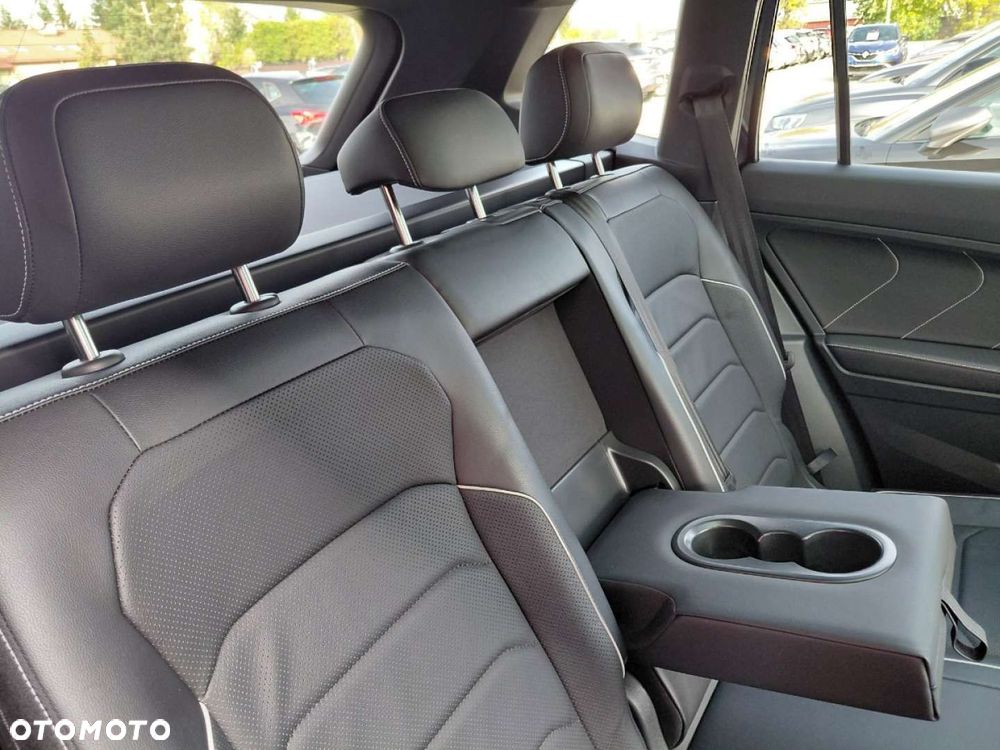 Volkswagen Tiguan - 26