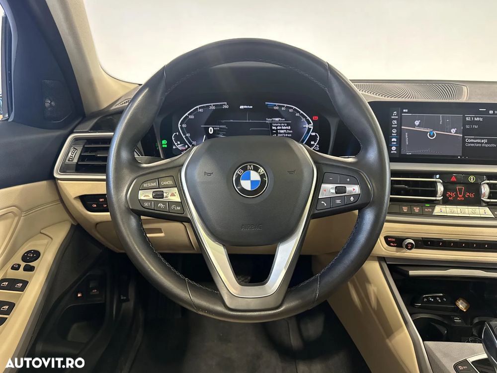 BMW Seria 3 - 16