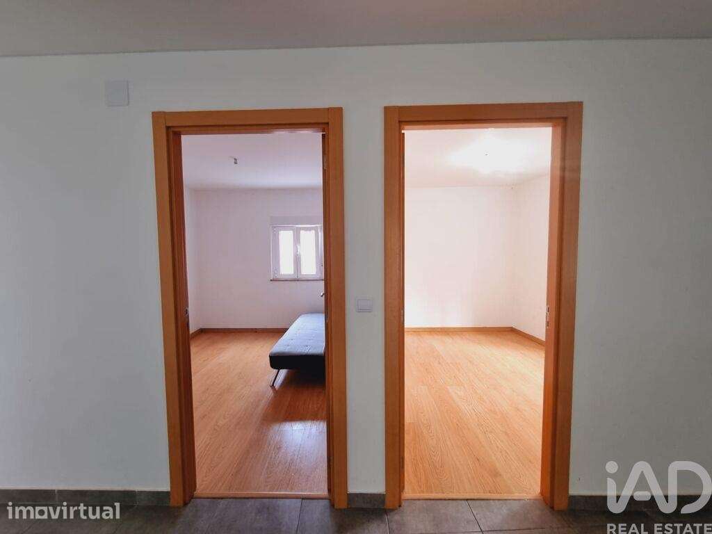 Casa / Villa T2 em Mouraz e Vila Nova da Rainha - Grande imagem: 5/24