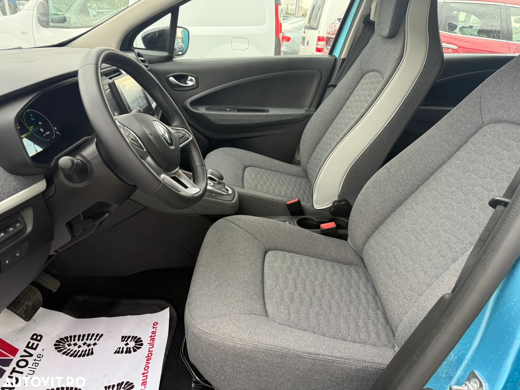 Renault ZOE 50 R135 Evolution - 8