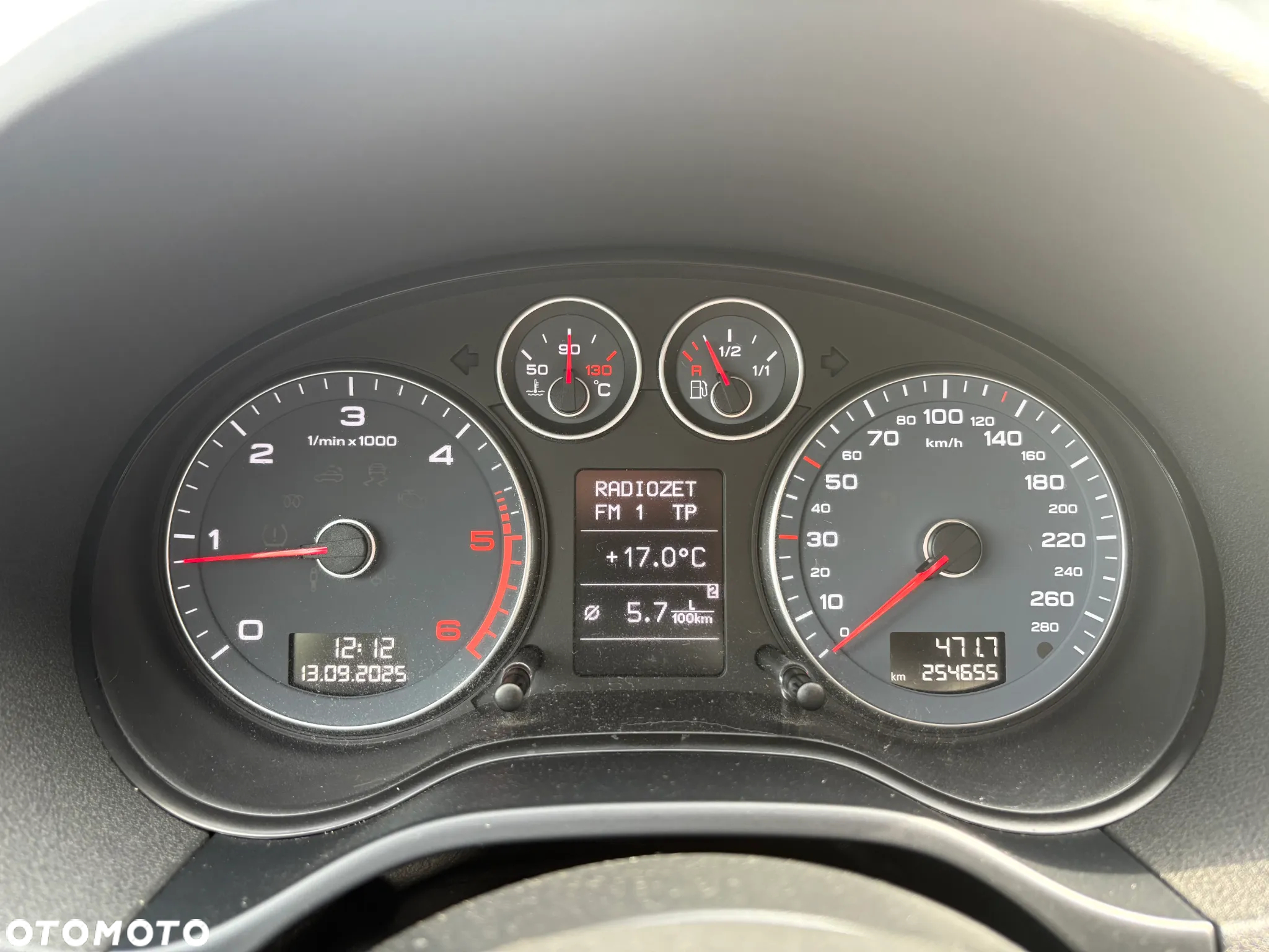 Audi A3 1.6 TDI DPF Attraction - 16