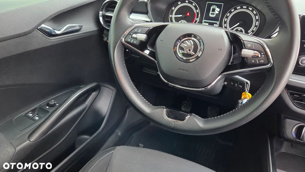 Skoda Fabia 1.0 Ambition - 16