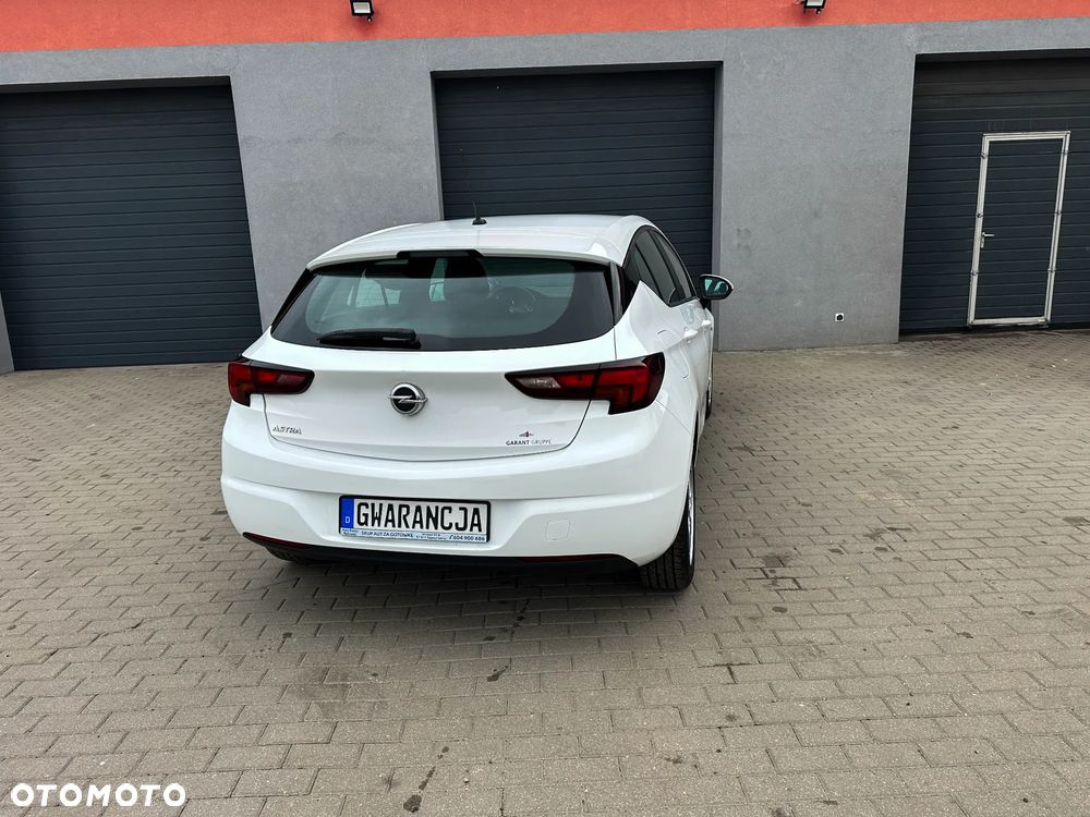 Opel Astra - 16