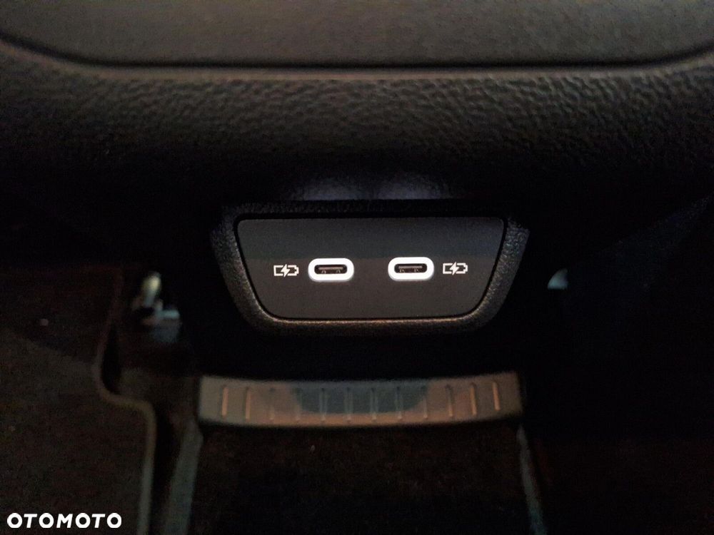 Volkswagen T-Cross - 23