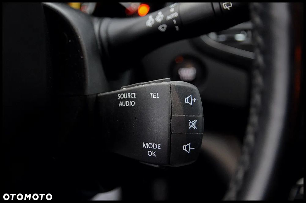 Renault Megane 1.2 Energy TCe Limited - 29