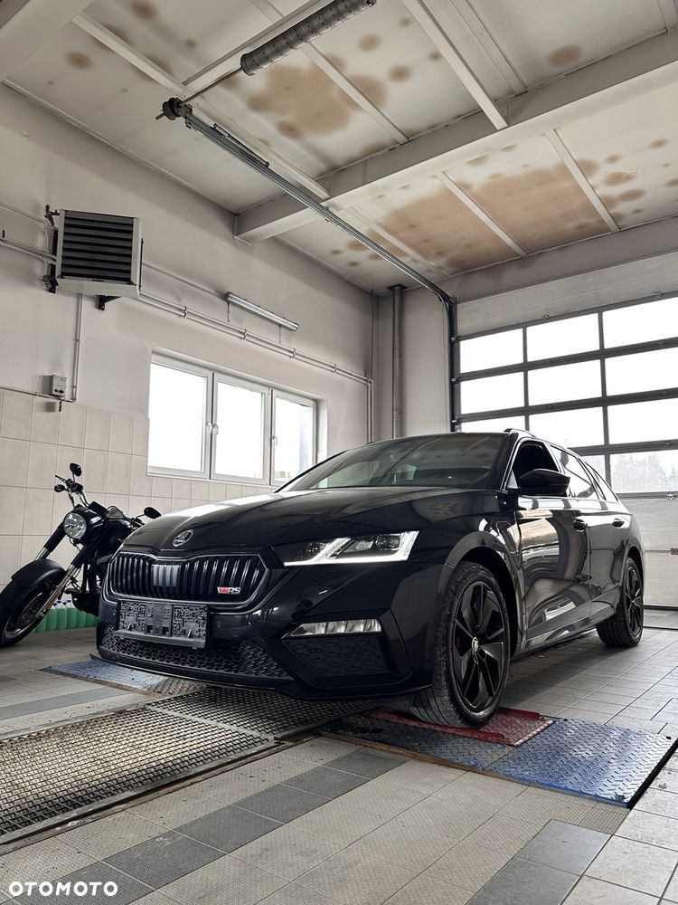 Skoda Octavia 1.4 TSI DSG RS Plus - 24