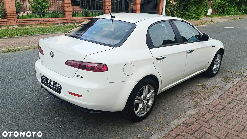 Alfa Romeo 159 2.0JTDM Sport - 8