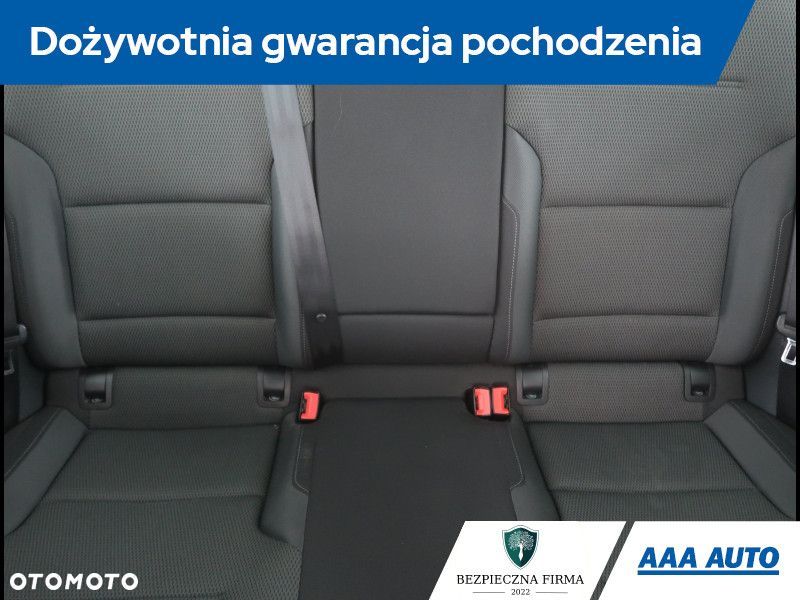 Volkswagen Golf - 11