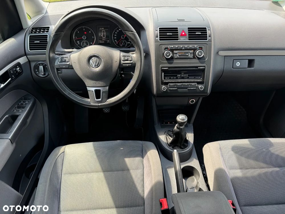 Volkswagen Touran 2.0 TDI DPF STYLE - 7