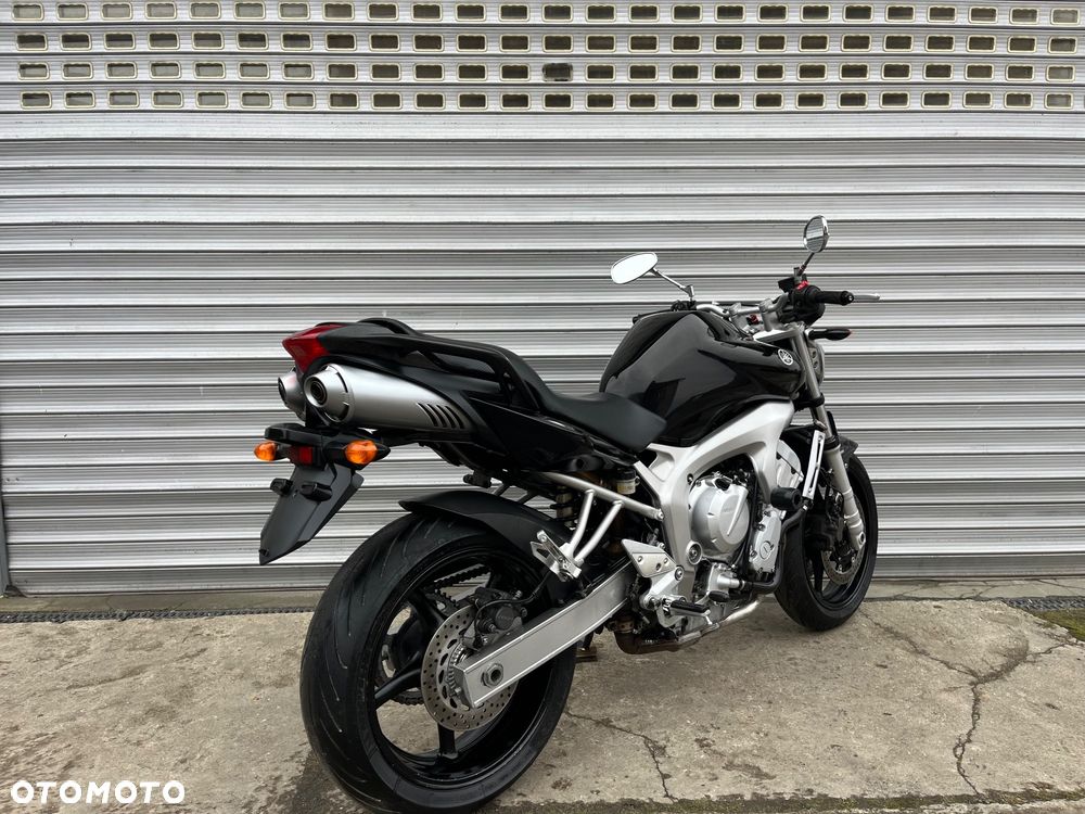 Yamaha FZ6 - 7