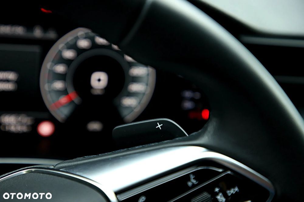 Audi A6 Avant 40 TDI mHEV Sport S tronic - 32