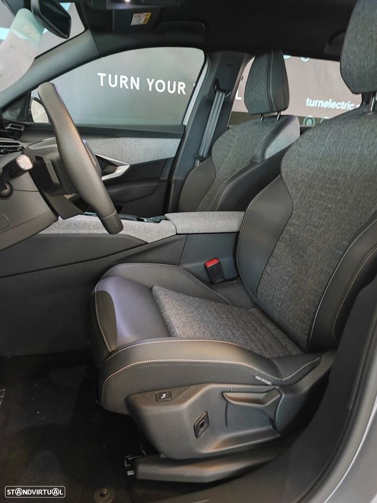 Peugeot E-5008 73 kWh Allure - 8