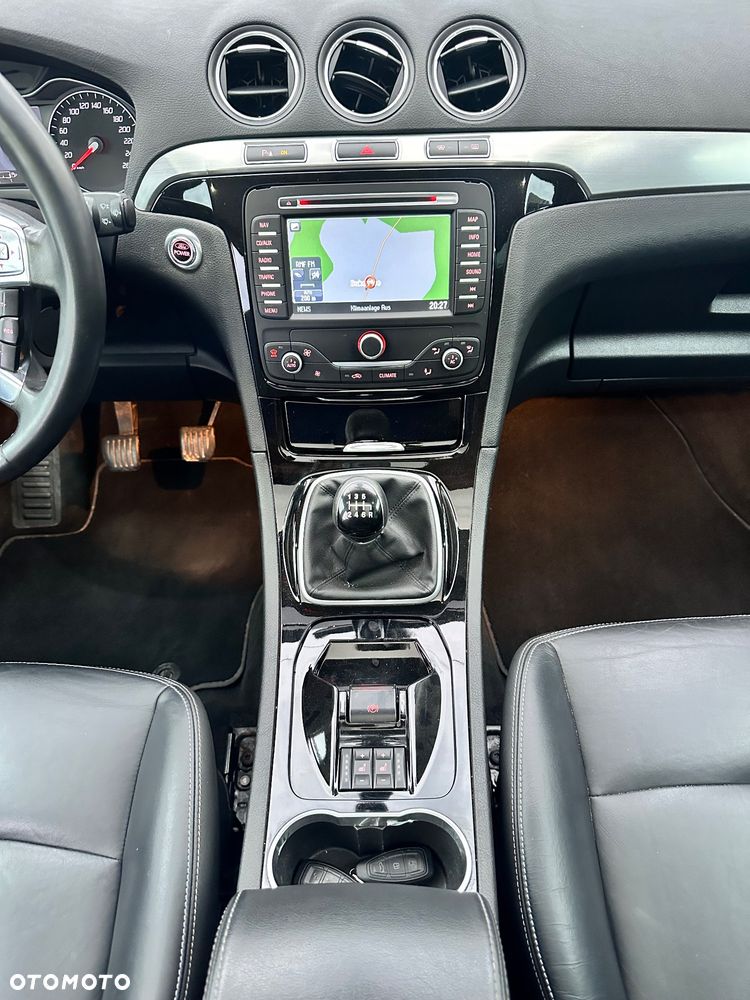 Ford S-Max 2.2 TDCi DPF Titanium X - 18