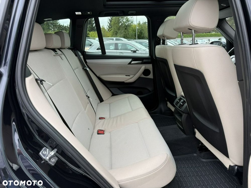 BMW X3 xDrive20d - 16