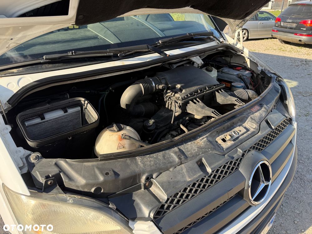 Mercedes-Benz Sprinter - 21