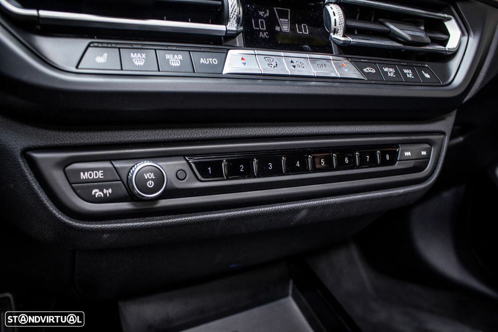 BMW M235i Gran Coupé xDrive - 32