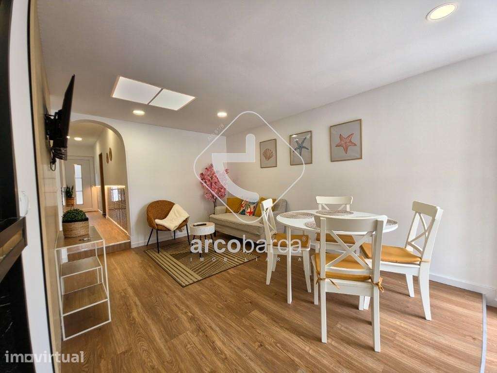 Moradia T2 Totalmente Renovado com Vista Mar na Areosa, Viana do Caste - Grande imagem: 2/19
