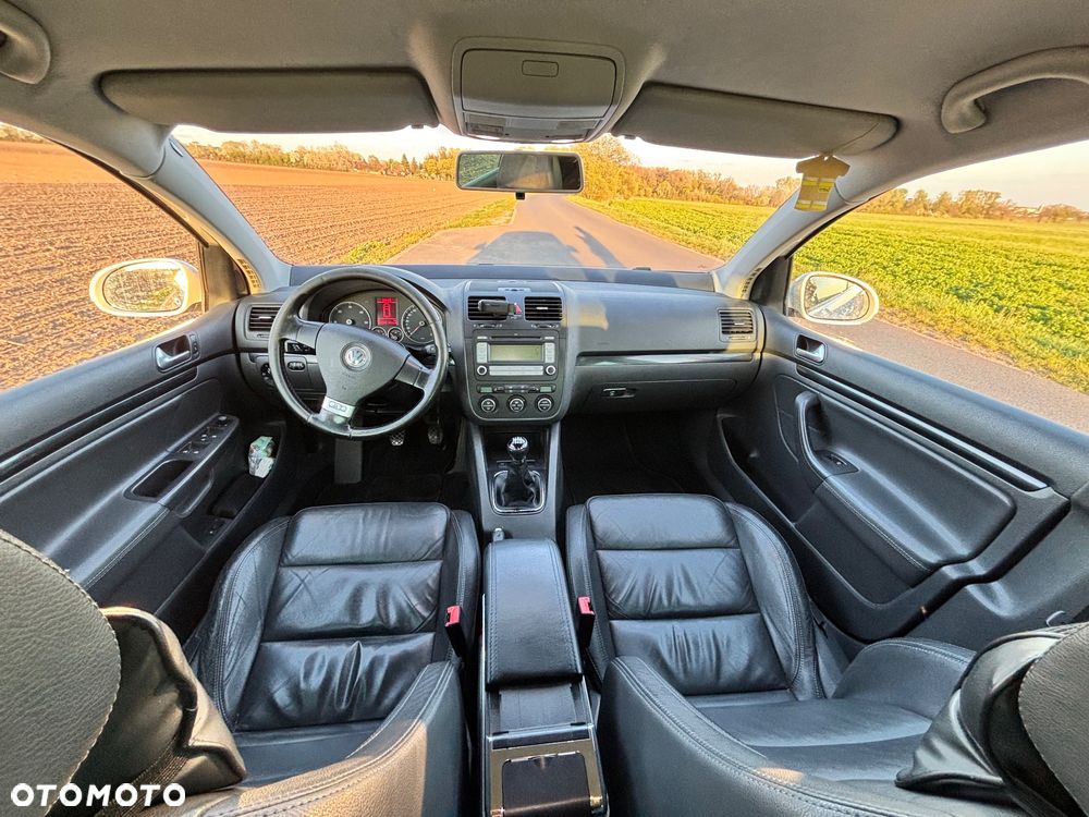Volkswagen Golf 1.9 TDI GT Sport - 6