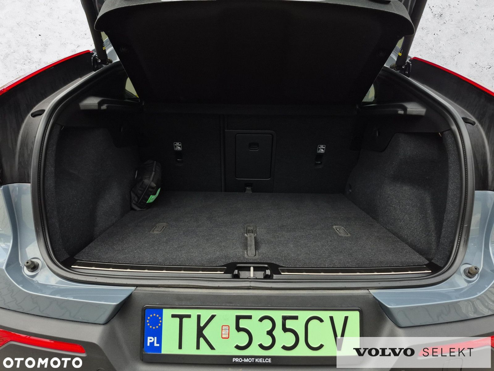 Volvo C40 - 18