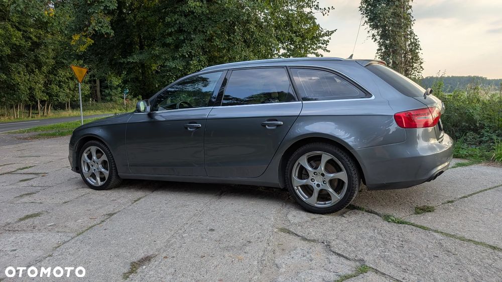 Audi A4 Avant 2.0 TDI Multitronic - 5