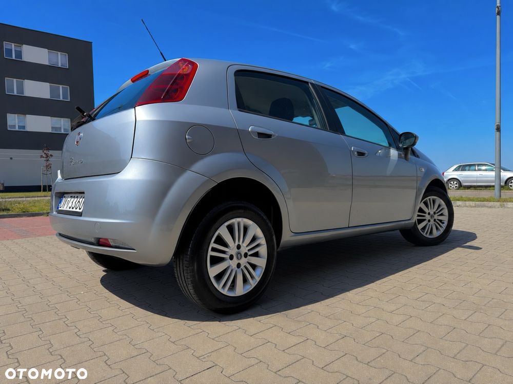 Fiat Grande Punto - 7