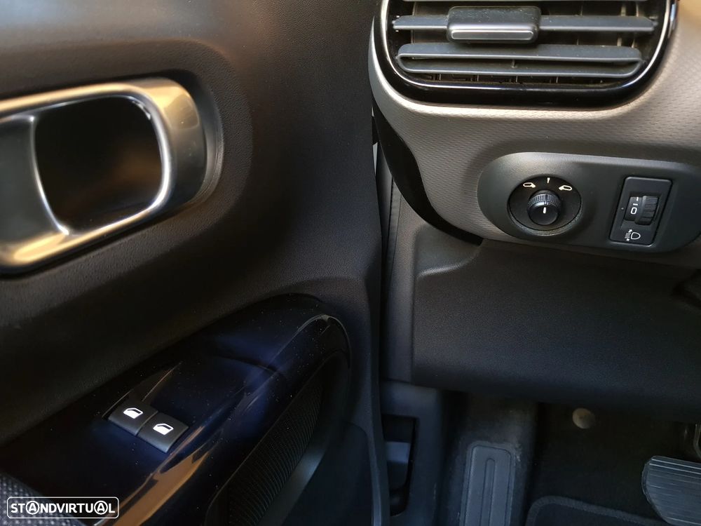 Citroën C4 Cactus 1.6 e-HDi Shine ETG6 92g - 42